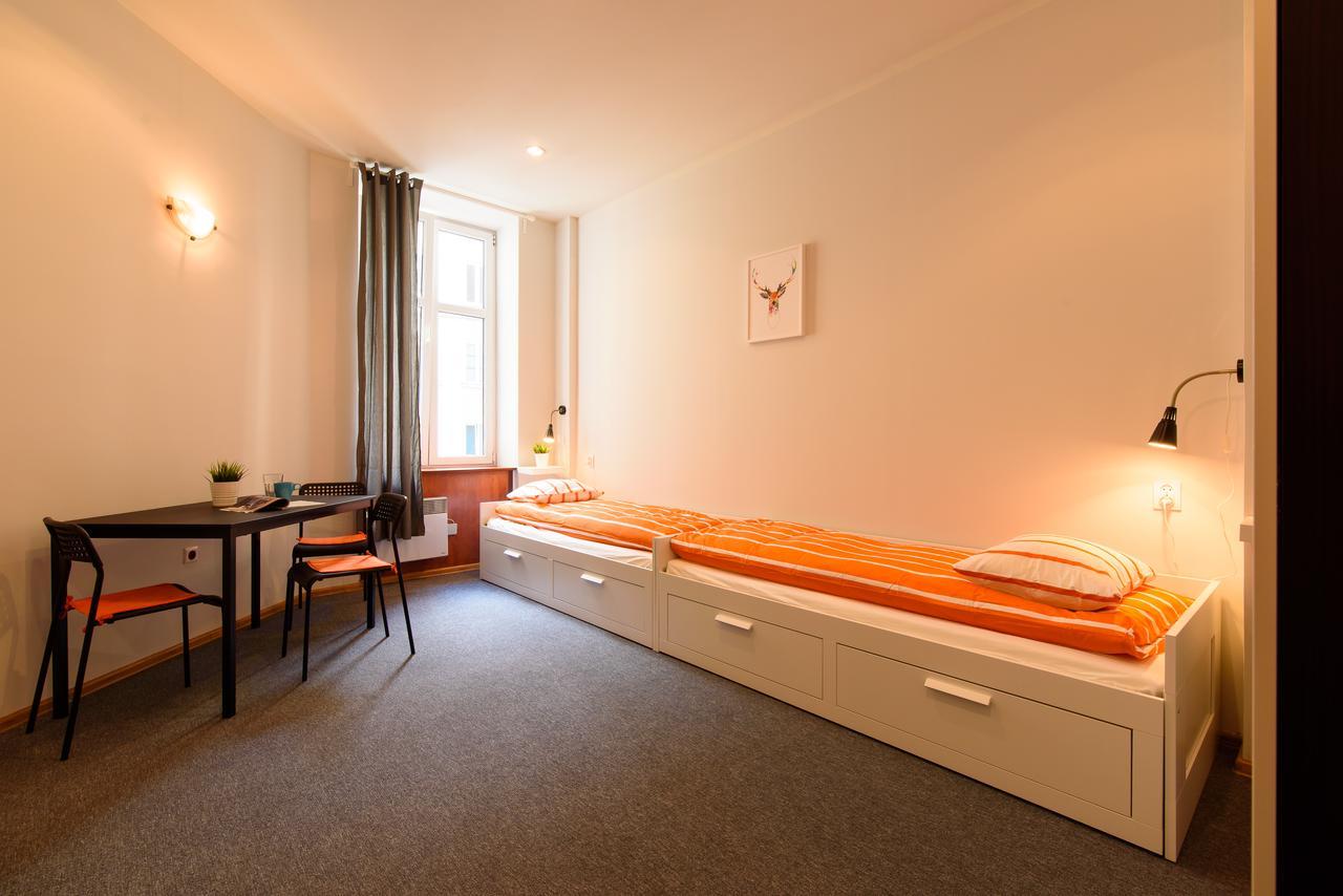 Constitution Square Rooms Warszawa Eksteriør bilde